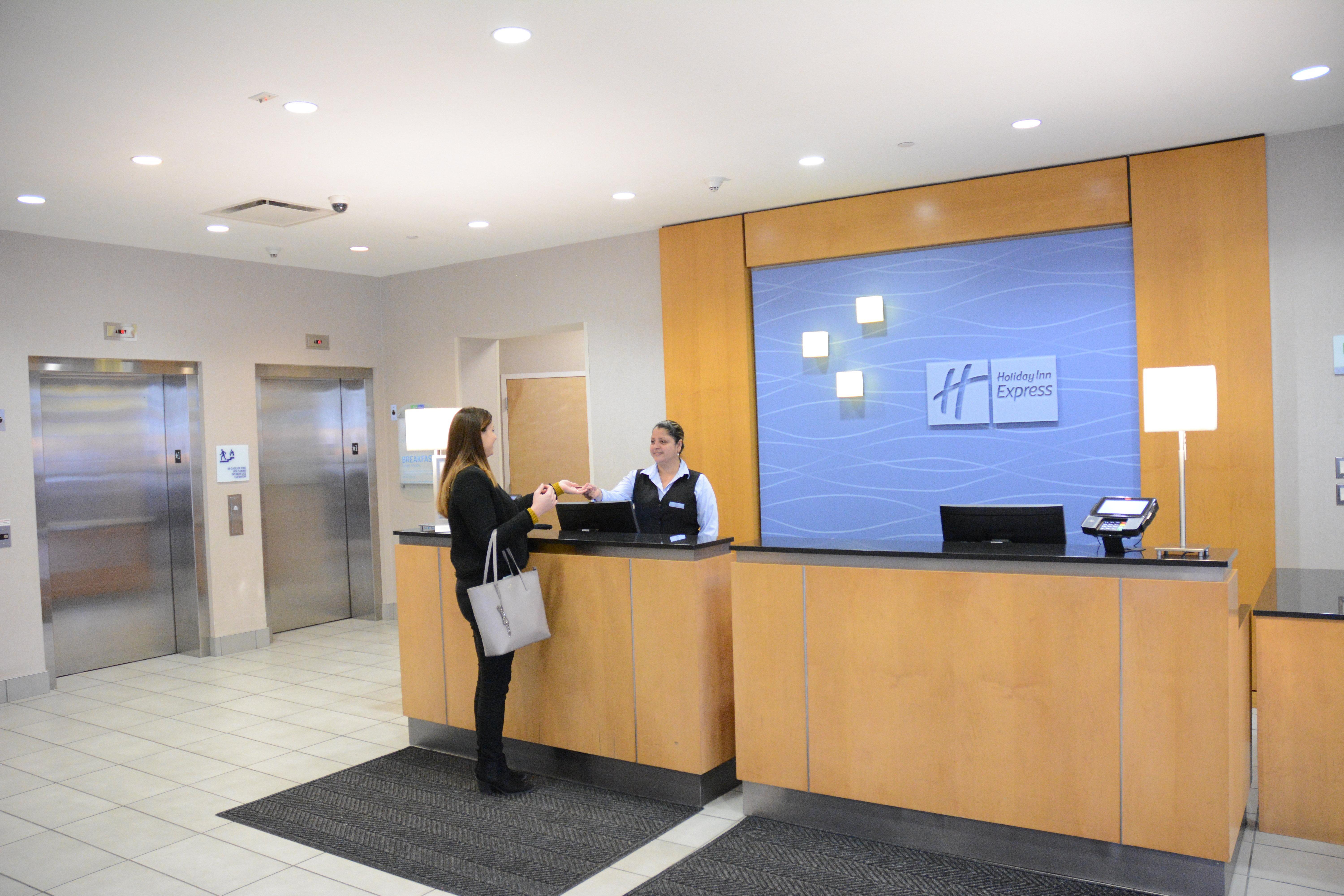 Holiday Inn Express Stamford, An Ihg Hotel Exteriér fotografie
